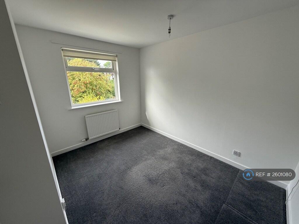 Bedroom 2 (Rear)