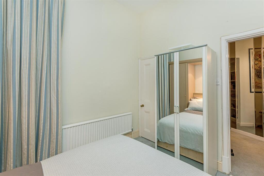 Bedroom.jpg