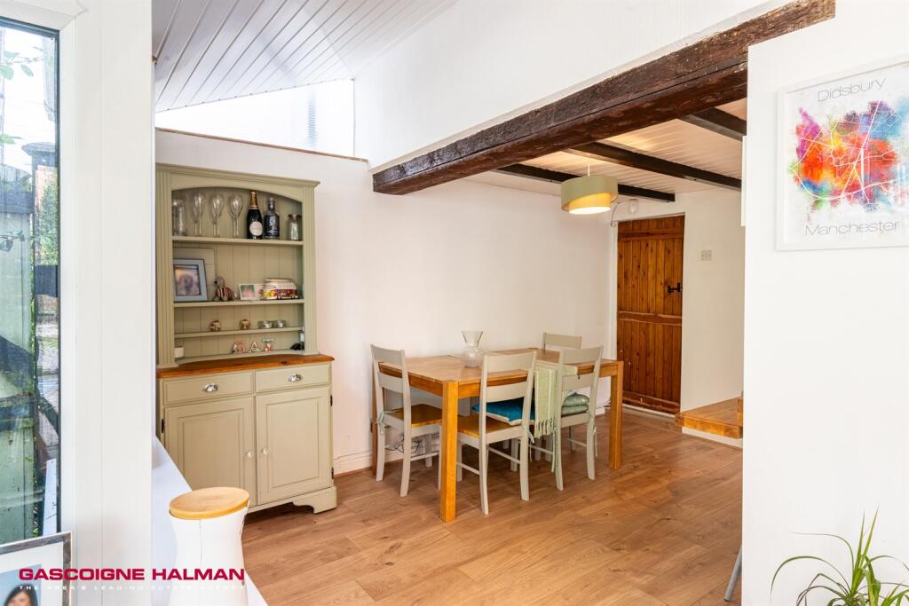 Kitchen Family Room