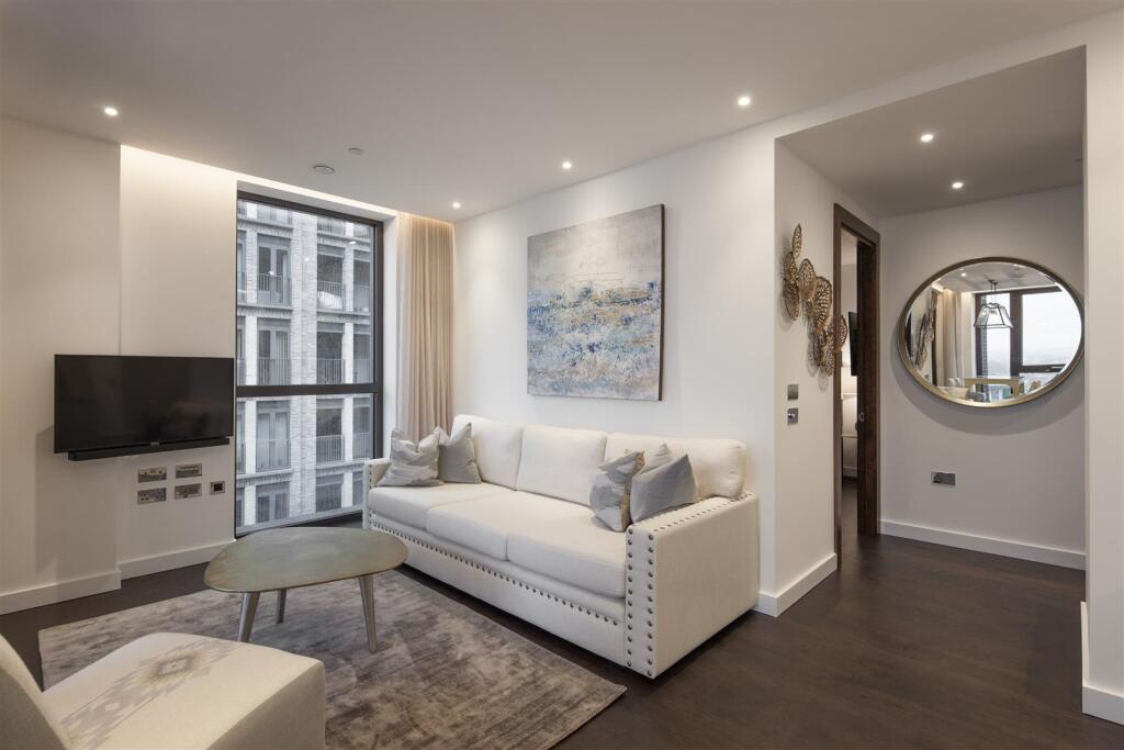 39 Thornes House - Rec 2.jpg