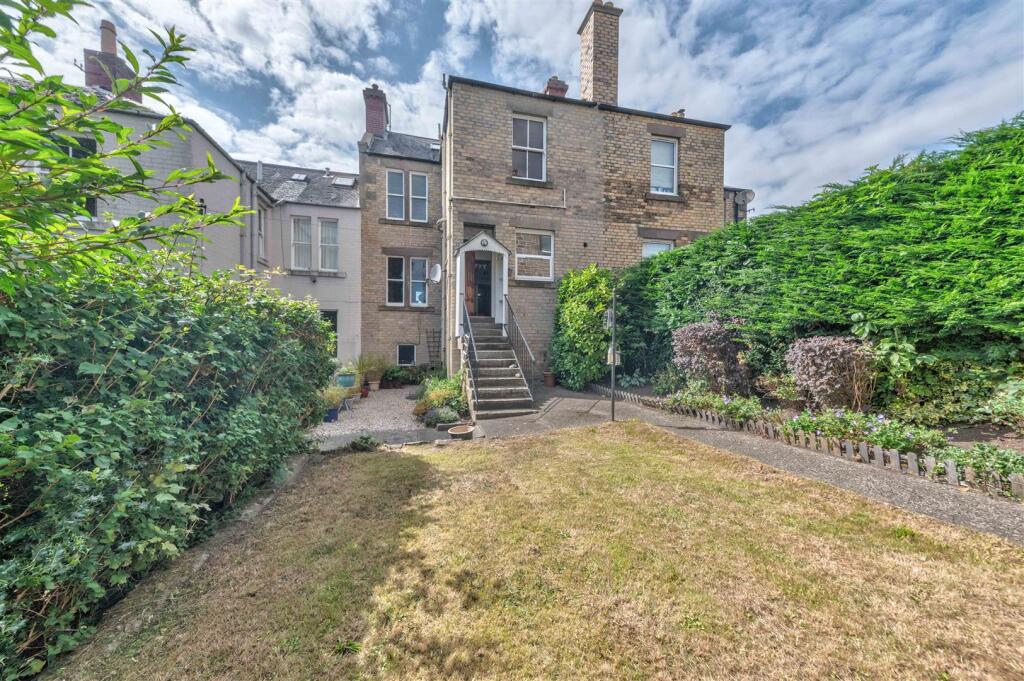 11 West Park Road Dundee-22.JPG