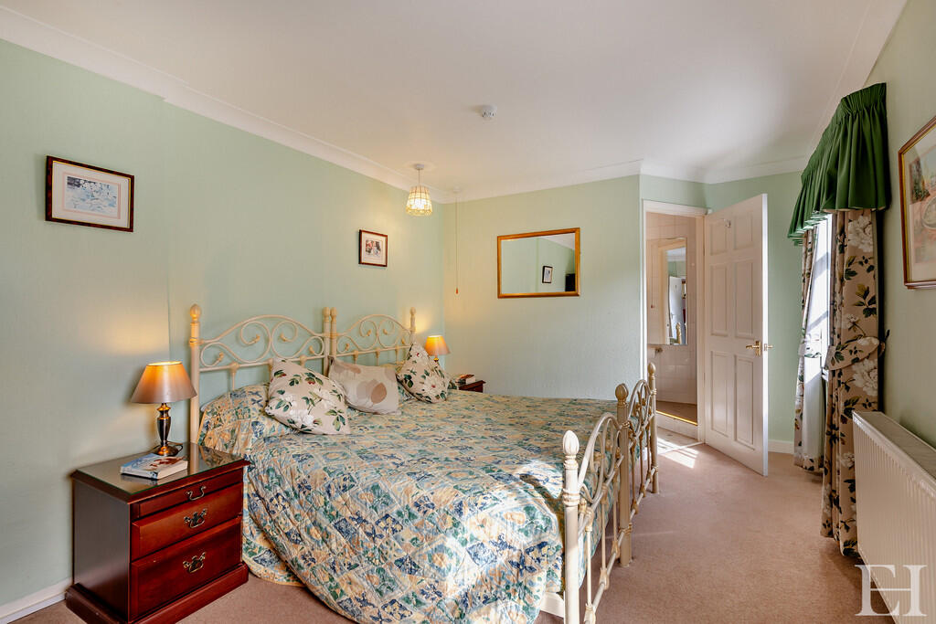 8591206-interiorw...