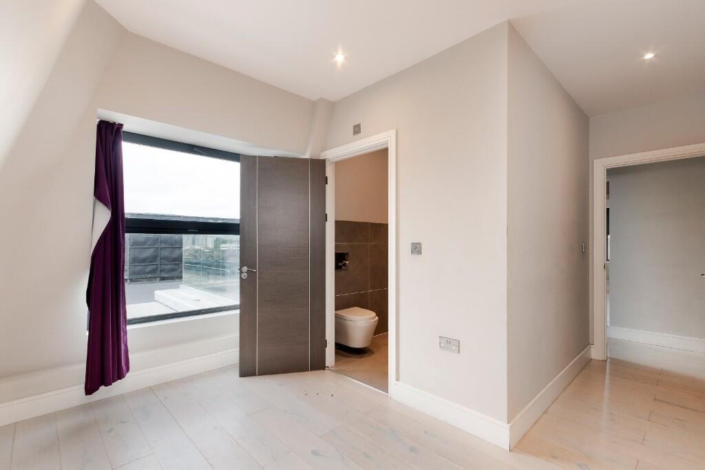 Parkway, Chelmsford, Essex, CM2