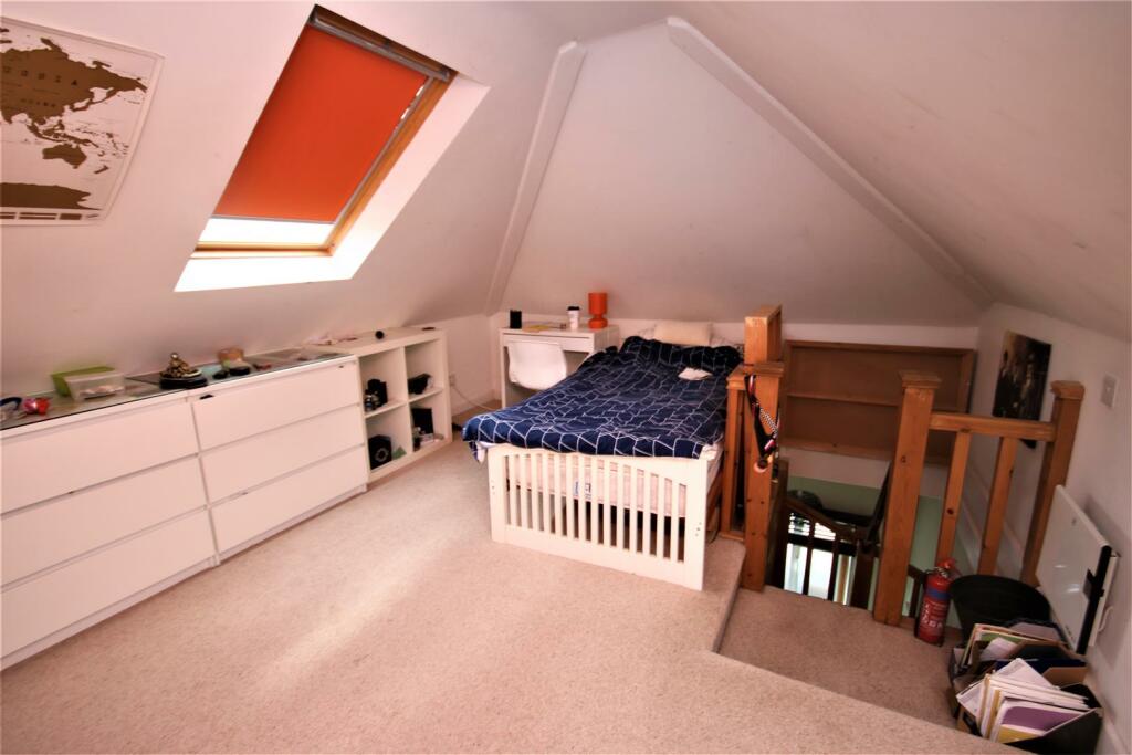 USEFUL BONUS ROOM IN THE LOFT: PIC. 2