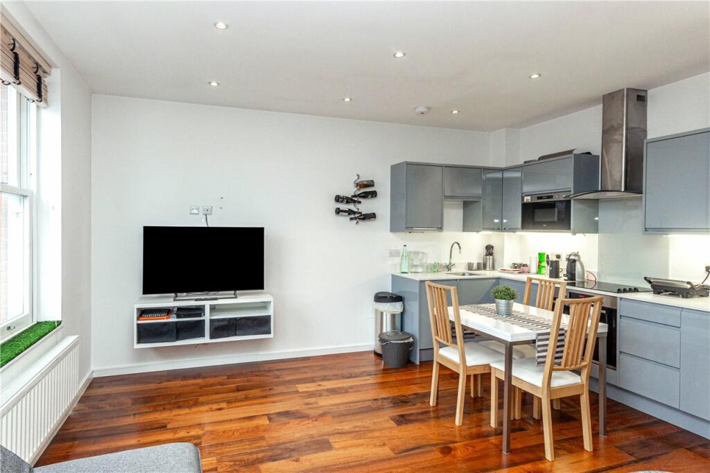 Living Room/Kitchen