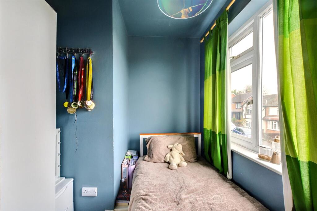 Bedroom 3_2.jpeg