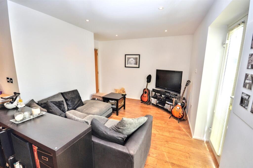 Marketing Pics 008.jpeg