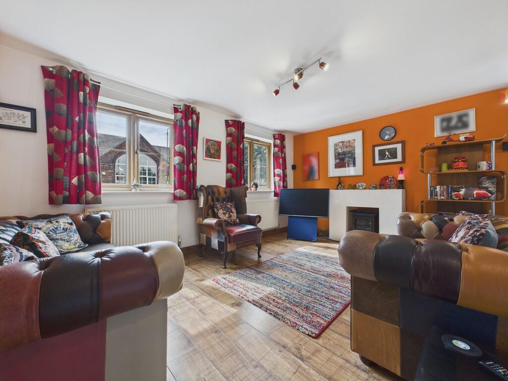 CAM04273G0-PR0175...