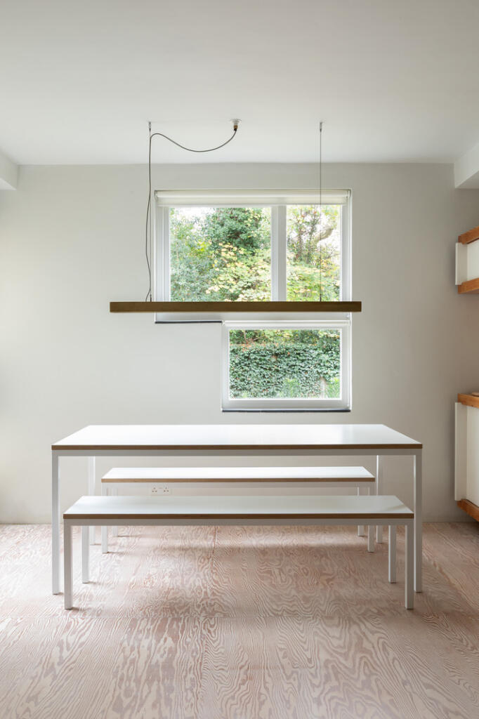 321255 - 7-LANGHAM-HOUSE-CLOSE-09.jpg