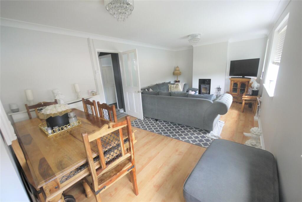 Living/Dining Room