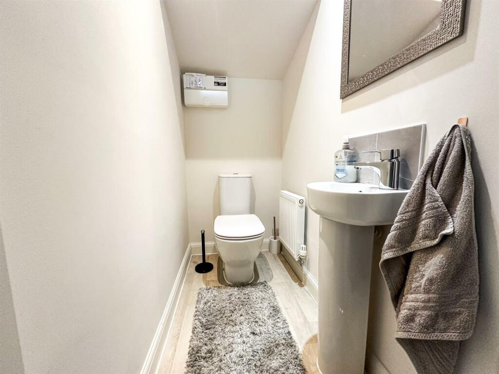 DOWNSTAIRS WC