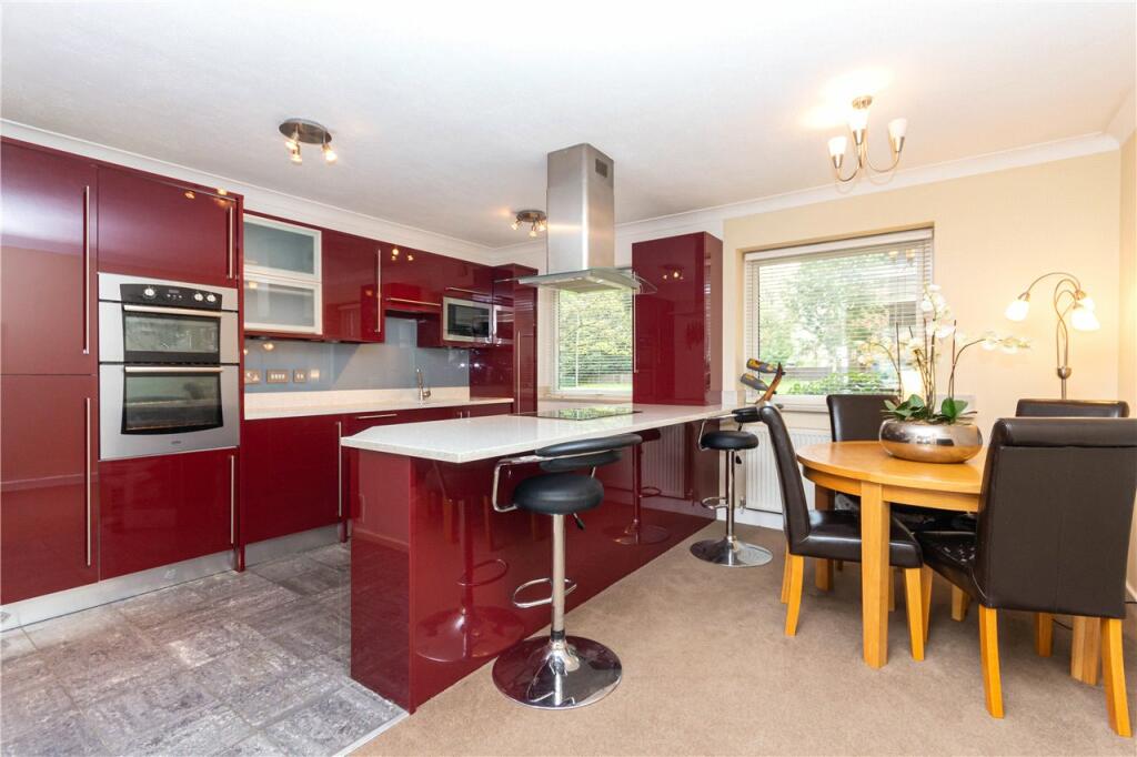 Kitchen/Dining