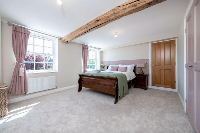 Guest bedroom