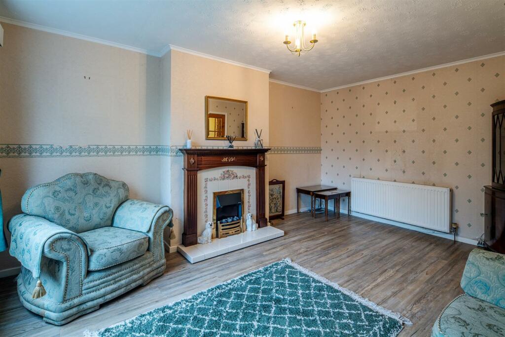 16_m_4small (Large).jpg