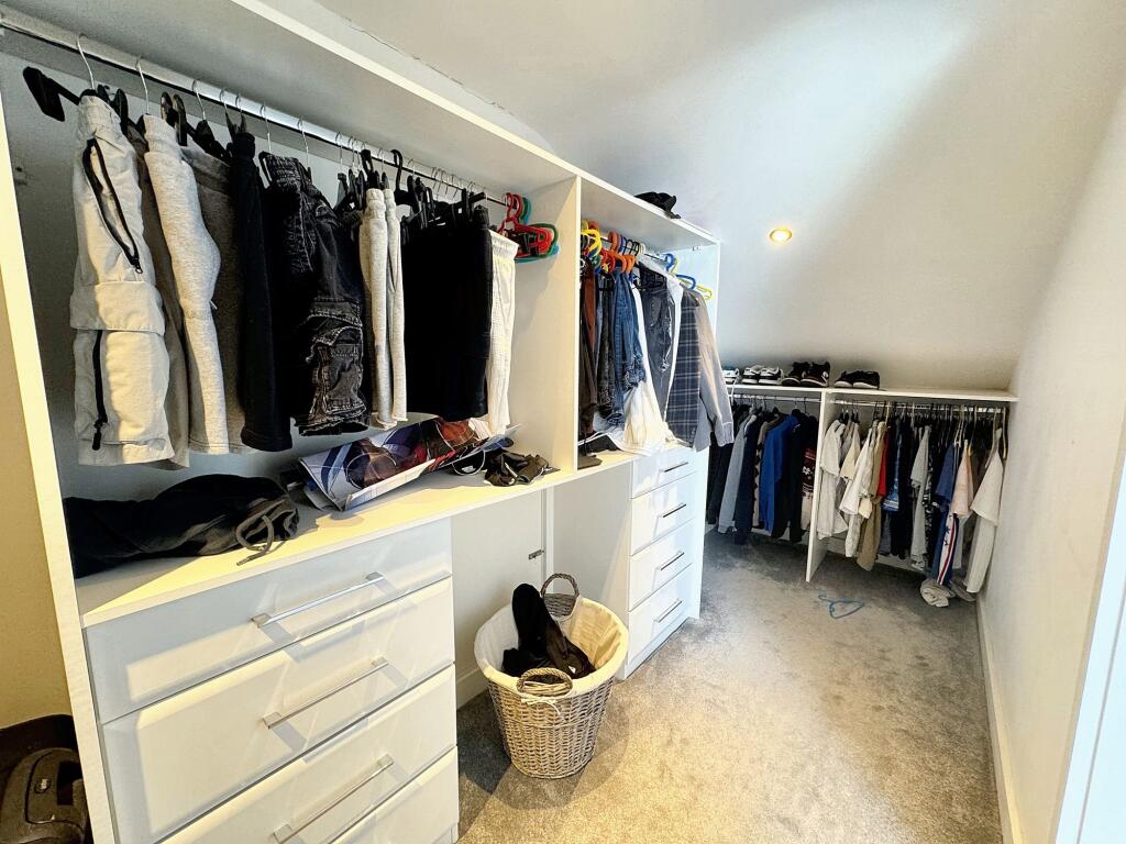 Bedroom Five Walk-in Wardrobe