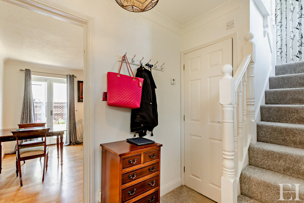 8654614-interiorW...