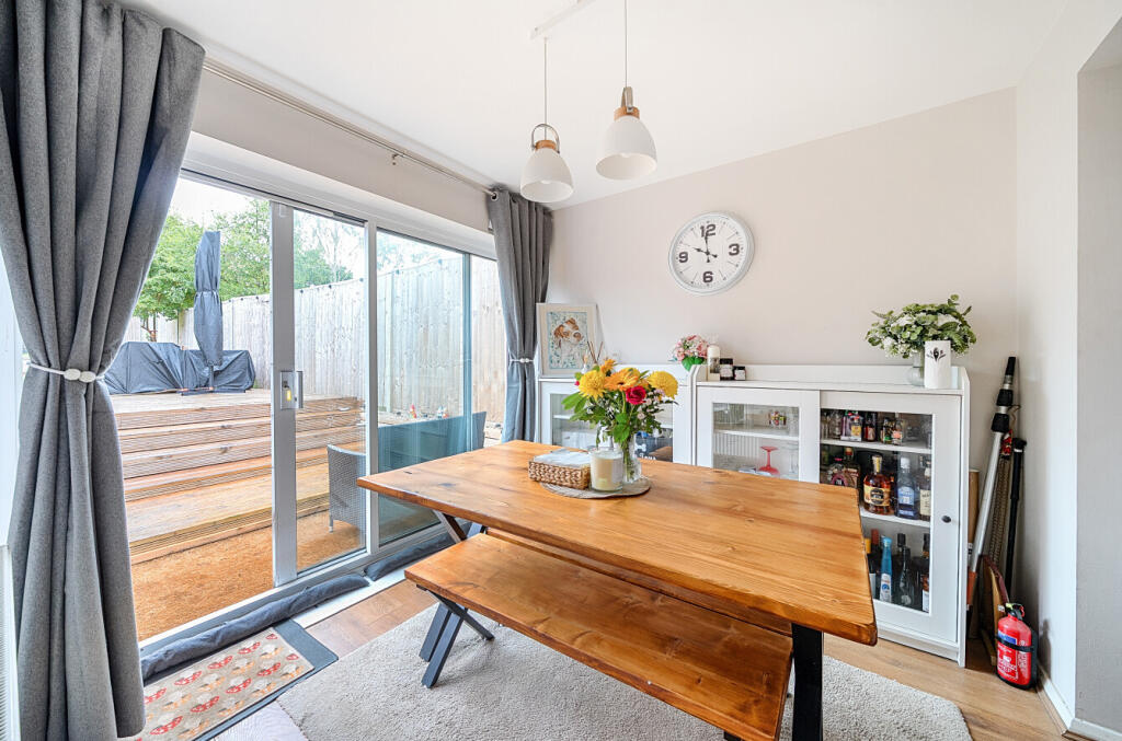 1288276-7-68358c3...