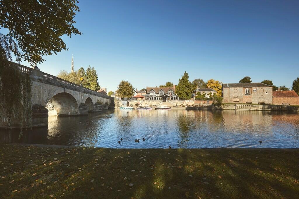Nearby River Thames