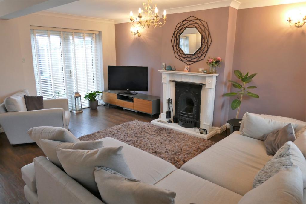 Lounge b