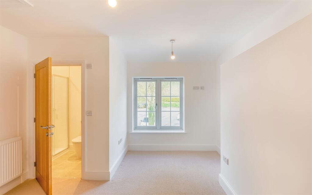8645139-interior15.jpg