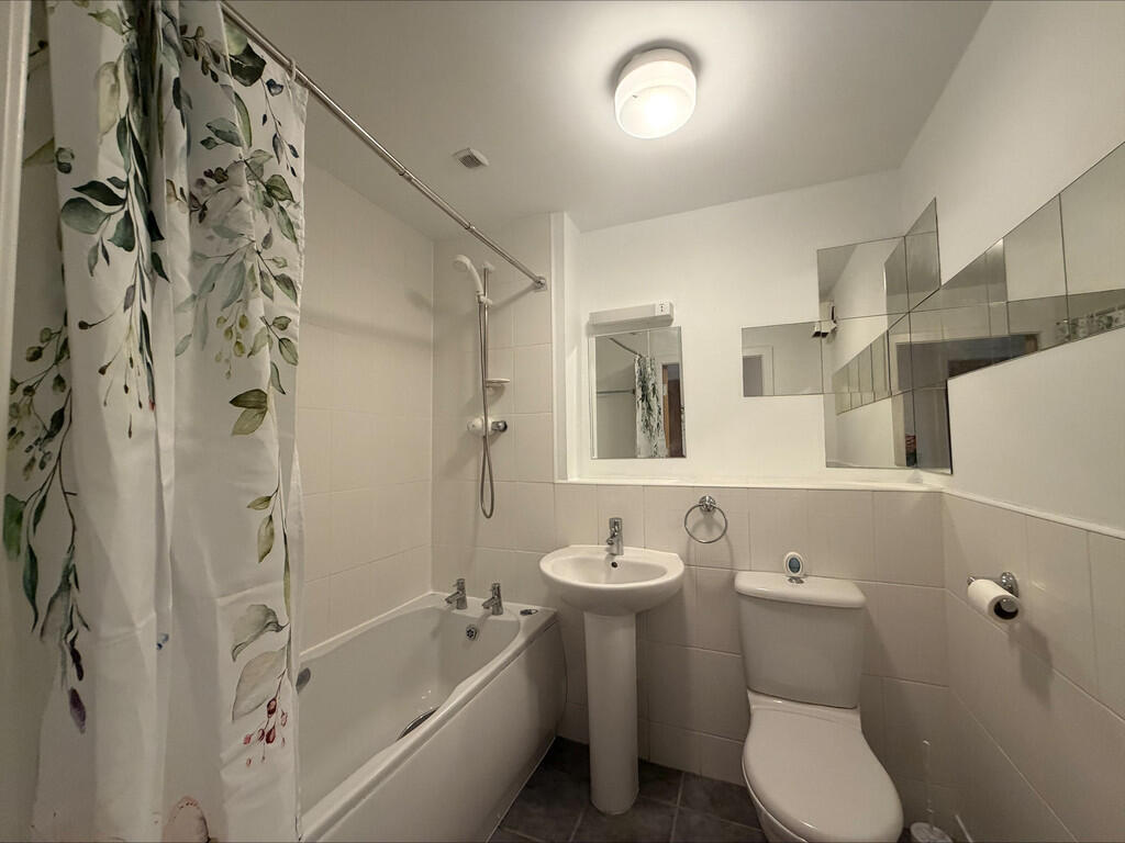 processed-369BF9A...