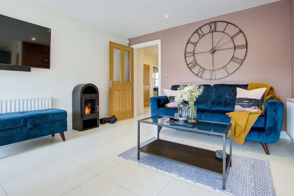 Open Plan Kitchen/Diner/Family Area