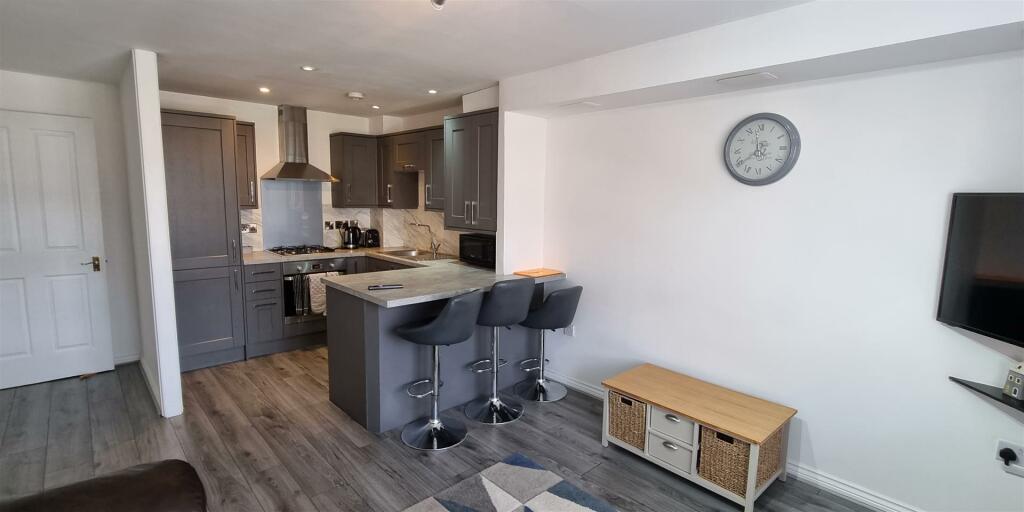 Open Plan Kitchen Lounge Diner