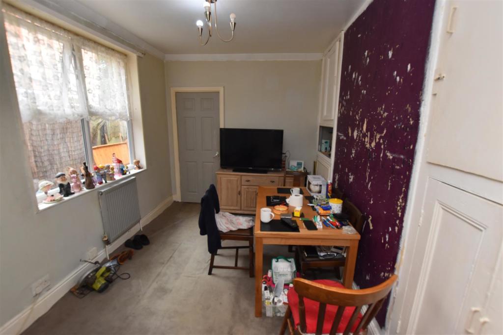 Breakfast Room.JPG