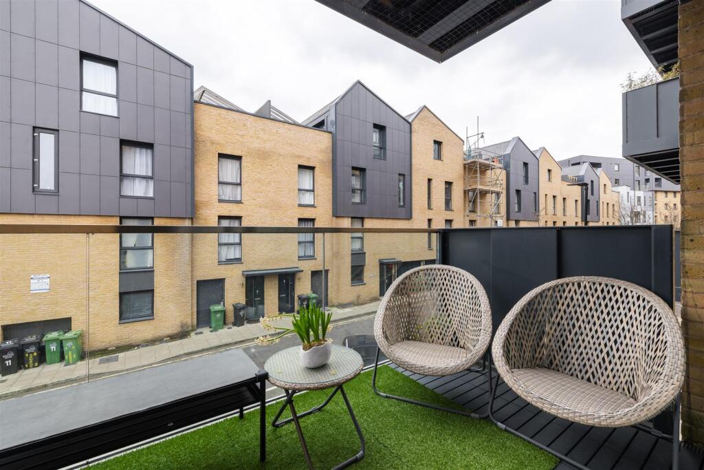 Collendale Road, E17