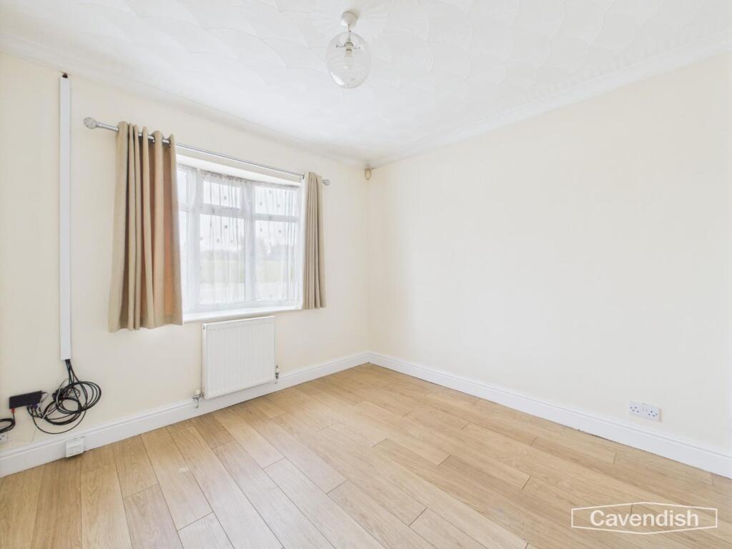 GROUND FLOOR BEDROOM/STUDY