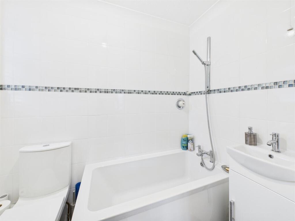 Ensuite Bathroom