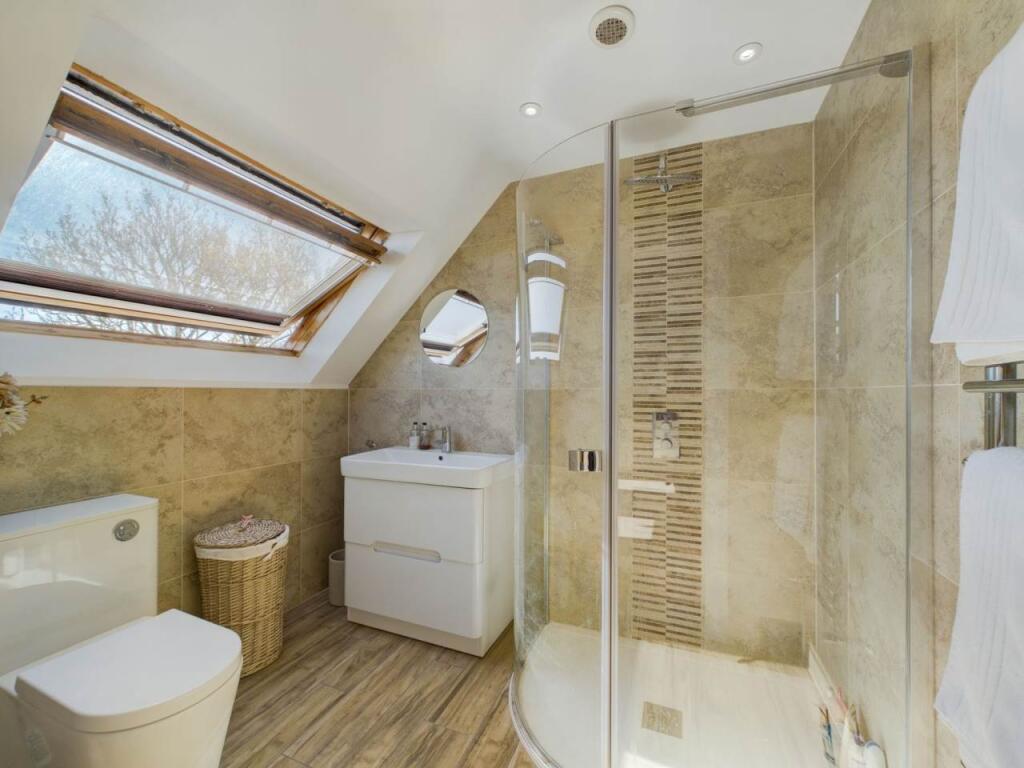 21 meridians en-suit