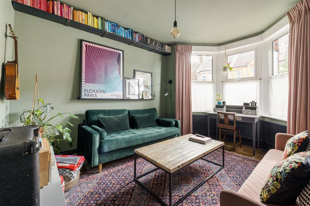 Kettlebaston Road, E10