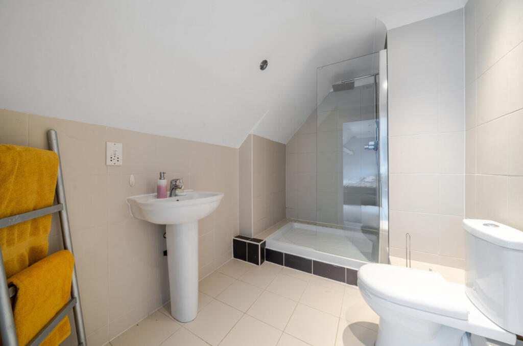 1341241-16-68af50...