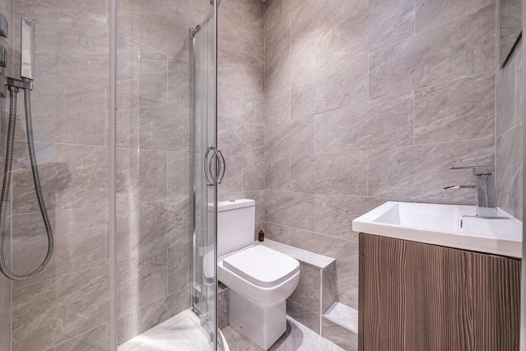 22-B-Prince-of-Wa...