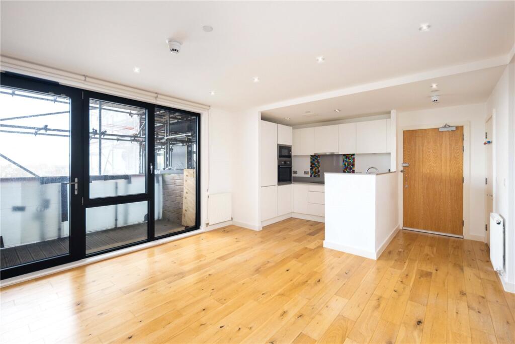 Living Room/Kitchen