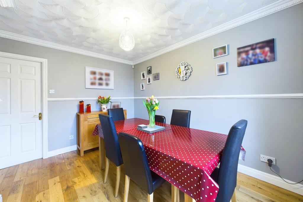 CAM03162G0-PR0213-STILL004