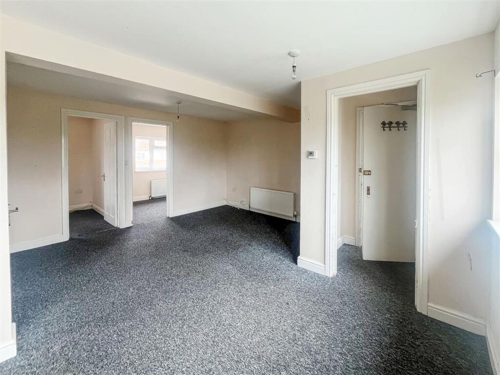 32b Gosden Road