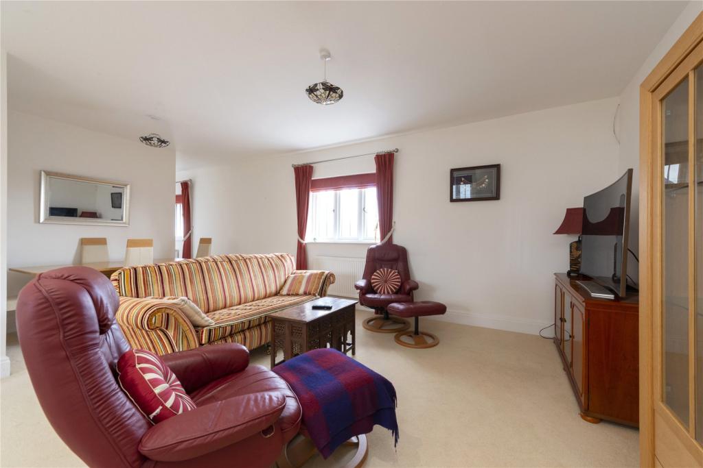 Sitting/Dining Room