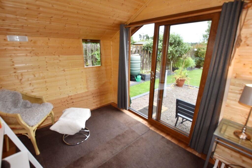 SUMMER HOUSE