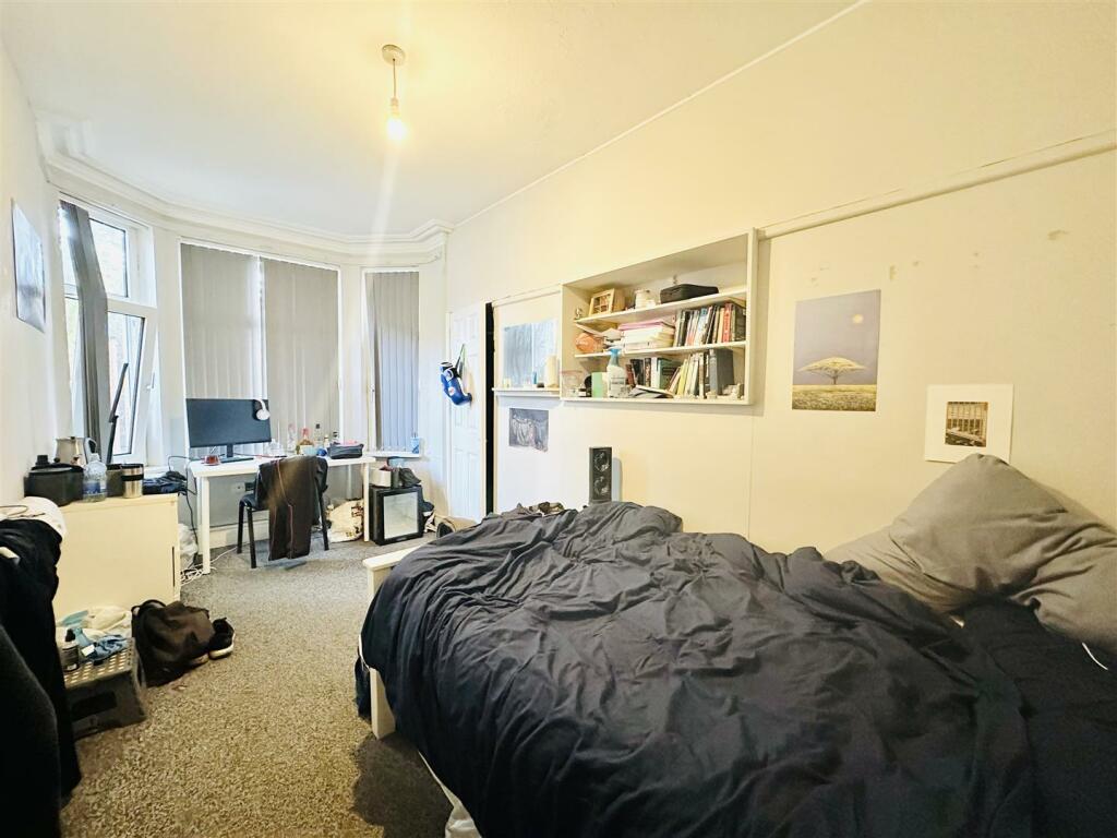 Bedroom 5