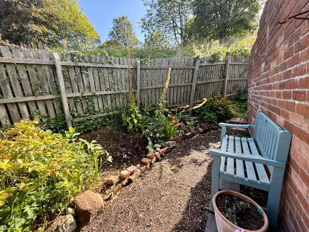 garden.jpg