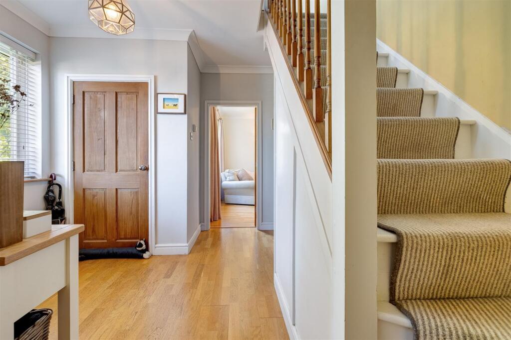 8 Willesley Close, Ashby