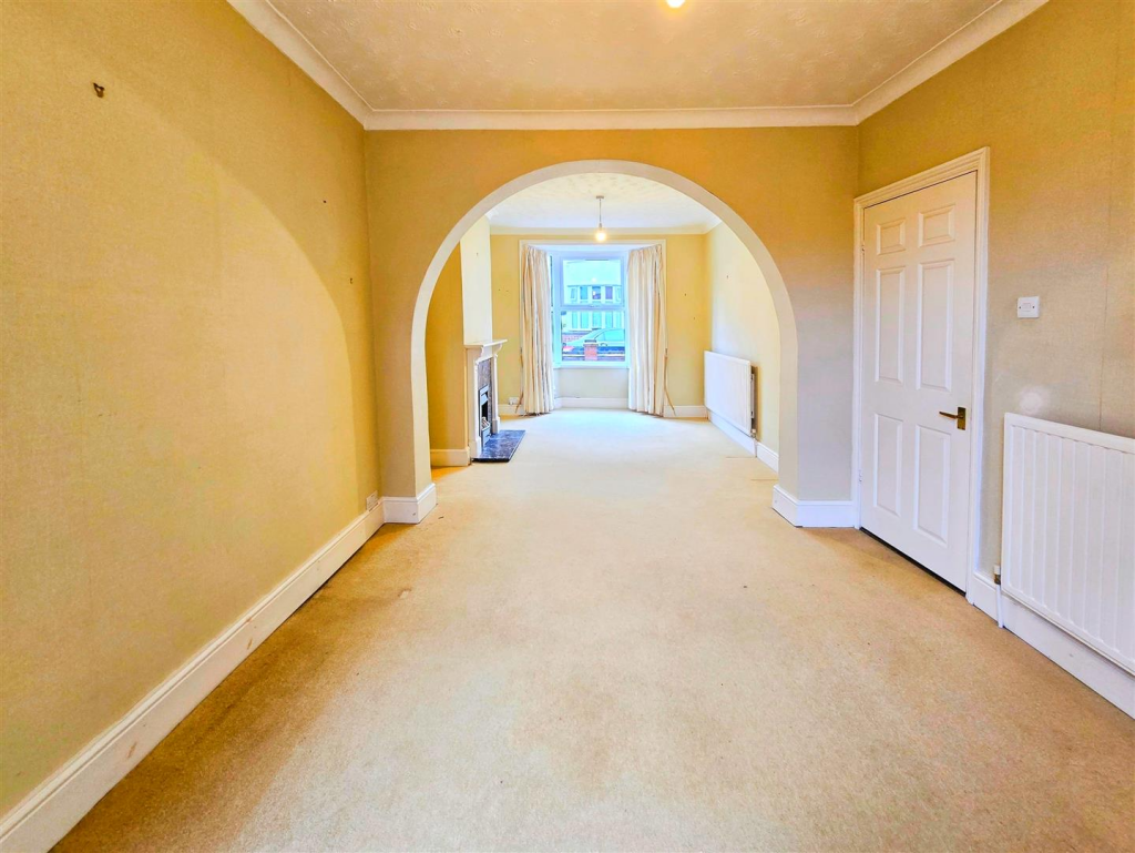 Queen-Street-Rushden-Terrace-home-best-estate-agen