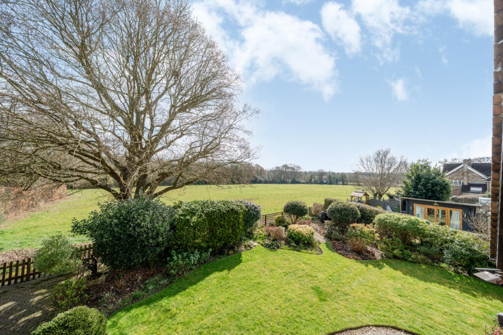 Garden &amp; View