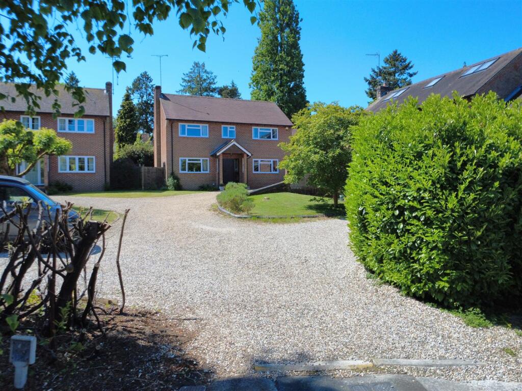 Front entrance 1.JPG