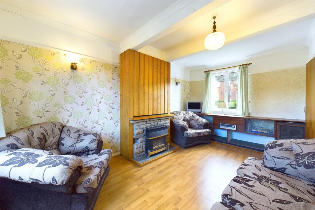 CAM03162G0-PR0219-STILL002