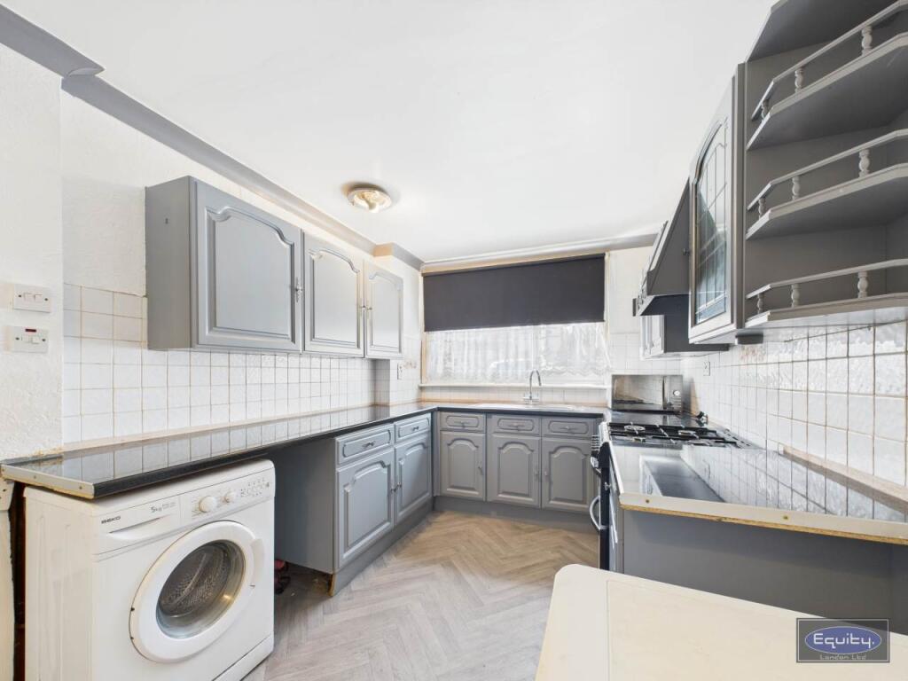 Kitchen (2)