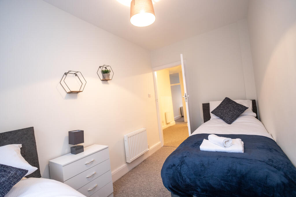 4 Downend rd, Bristol (8)