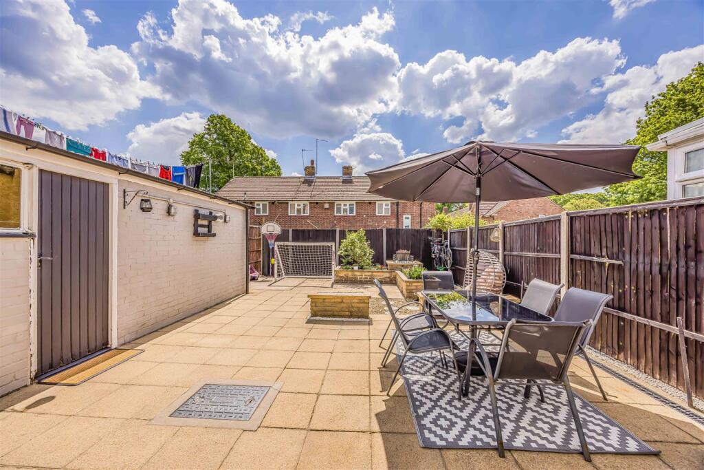 33 Billy Lawn Avenue, Havant-Small-PorticoMarketin